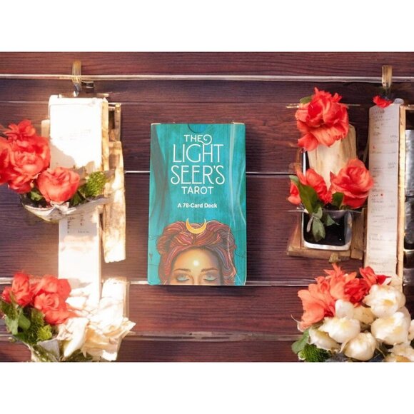 The Light Seers Tarot Deck  78 Cards  Healing Tool To Explore Light & Shadow Asp - Picture 3 of 9